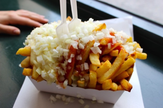 Frites with Curry Sauce in Antwerp, Belgium #100DaysofMiaPrima